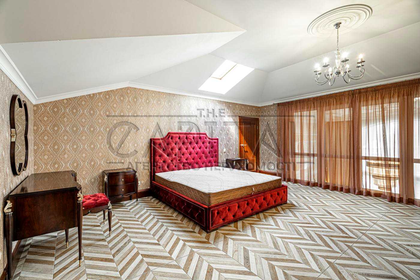 1880482111920401