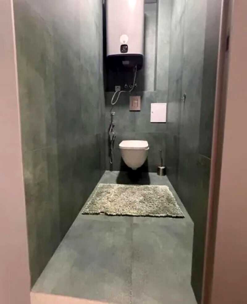 1880482456706130