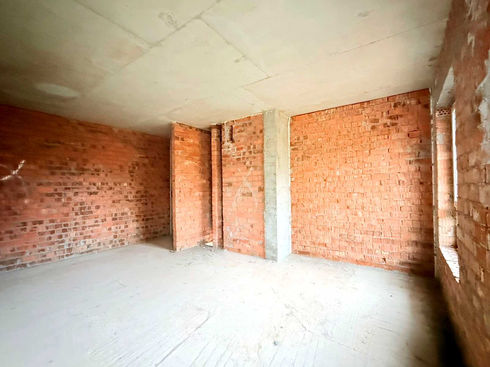 1880487679092176