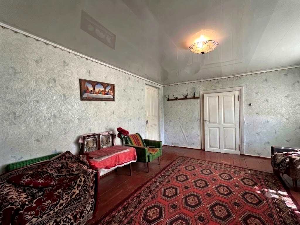 1880489644726303