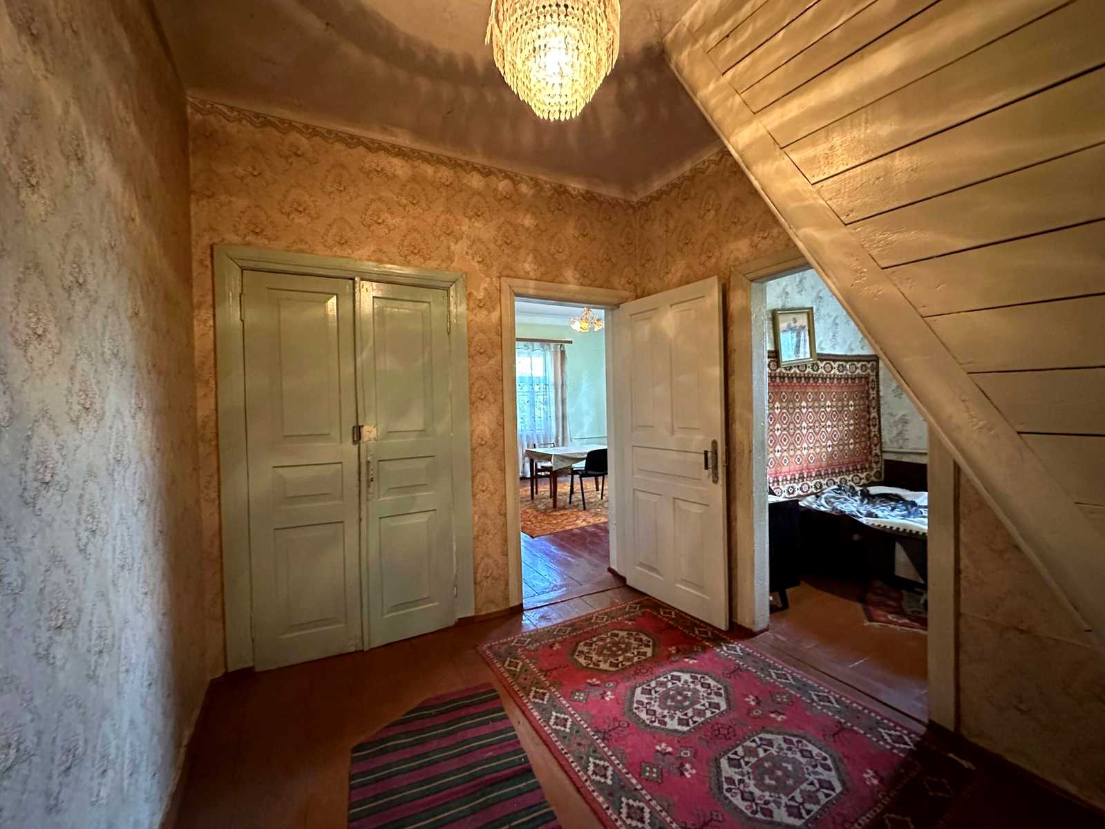 1880489645396629