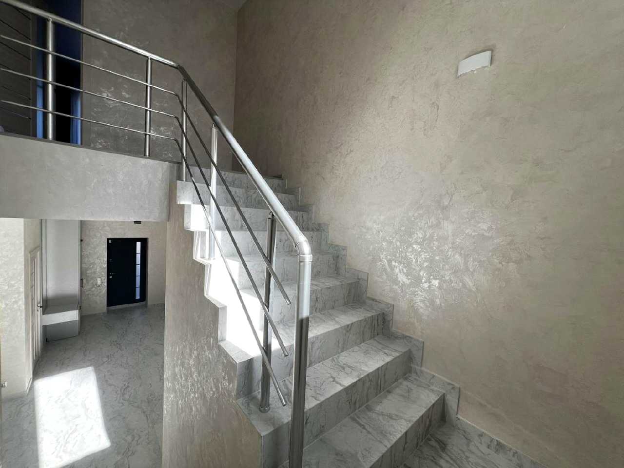 1880489666964615