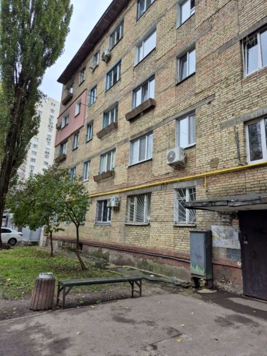 1880495638858505