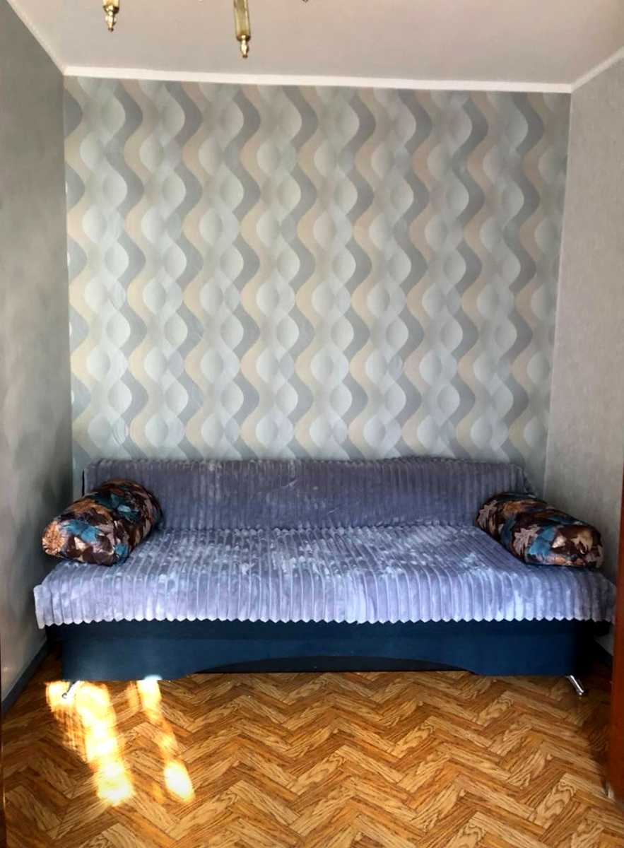 1880497805386879
