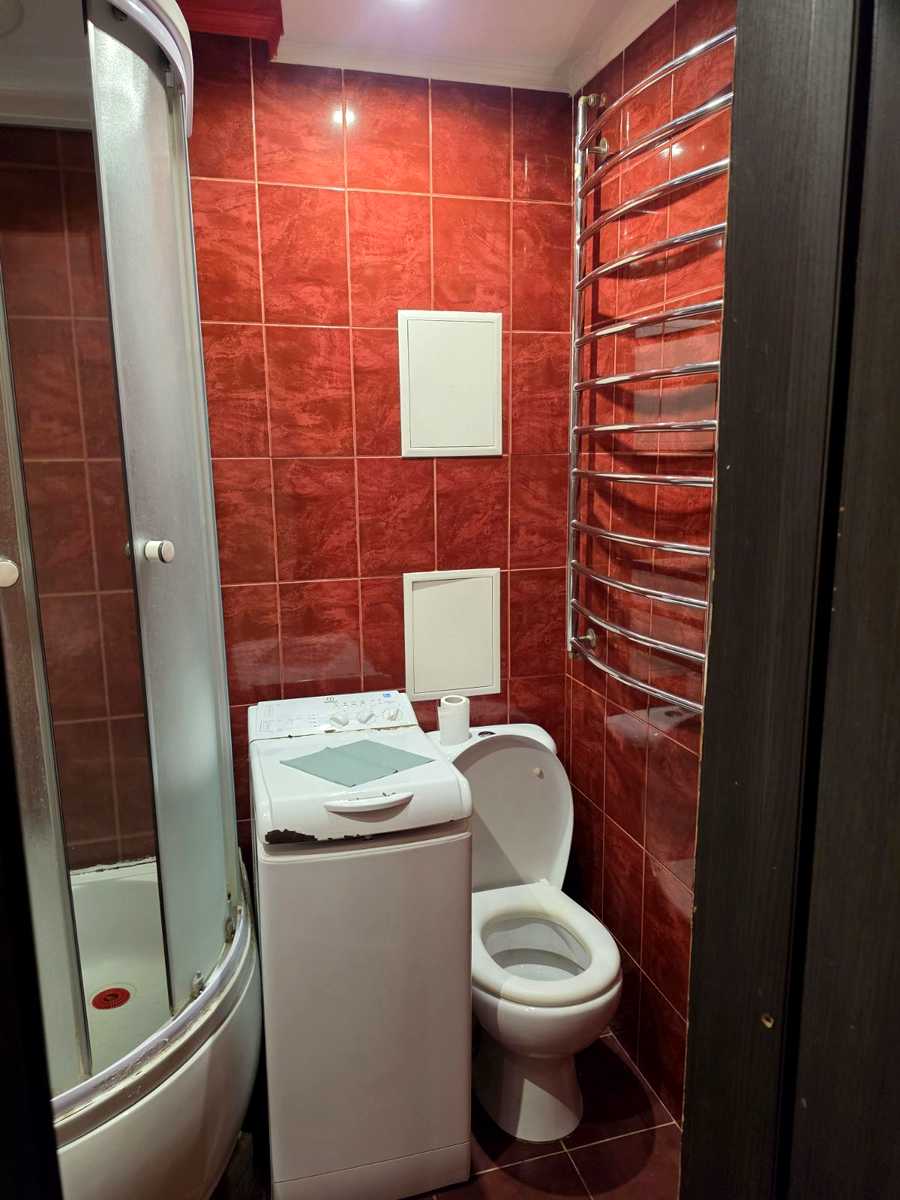1880549829716287