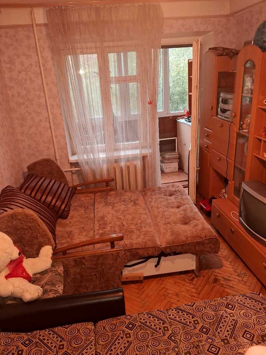 1880552803632881