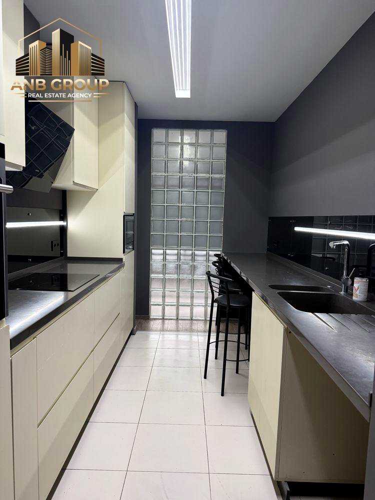 1880559083631343