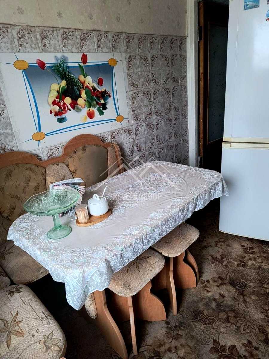 1880564192931236