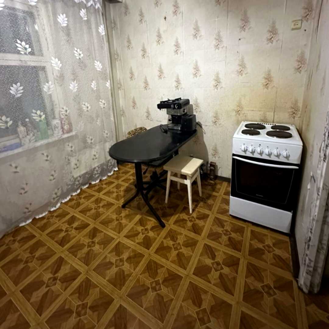 1880567532870893