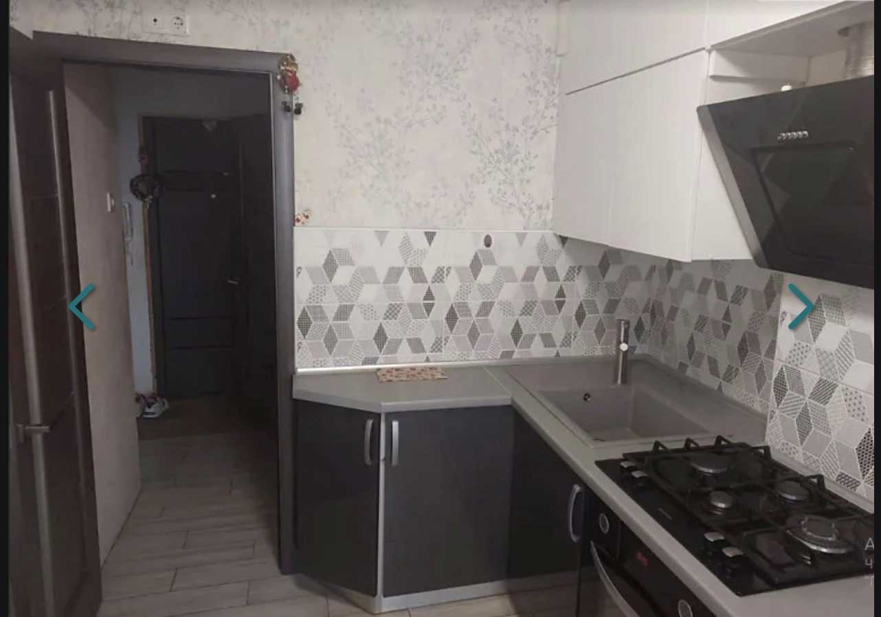 1880570796882265