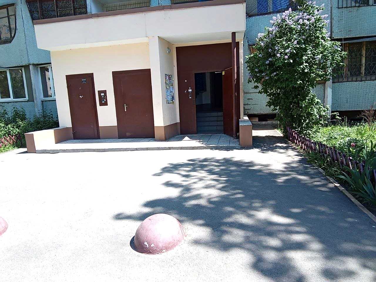 1880585881971903