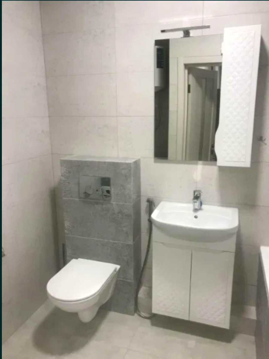 1777099121990967