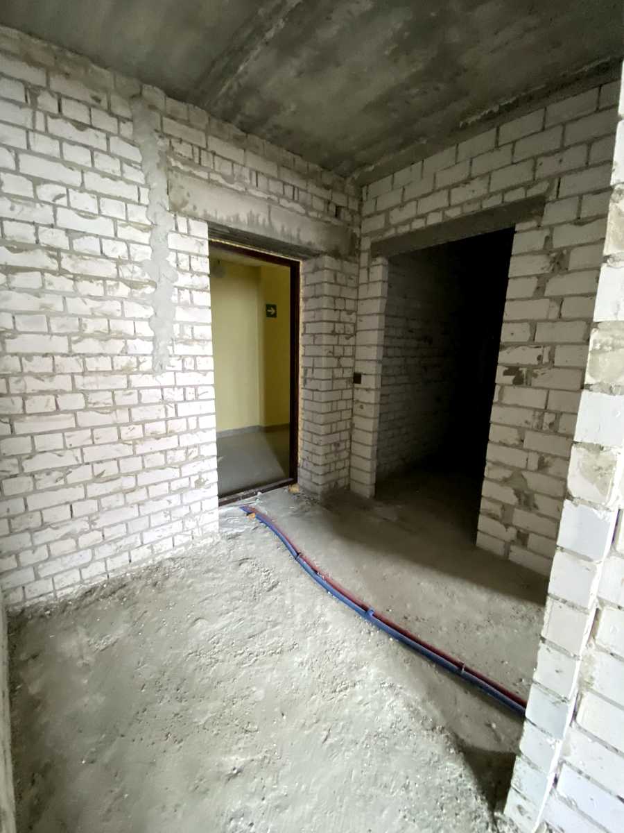 1833172982349970