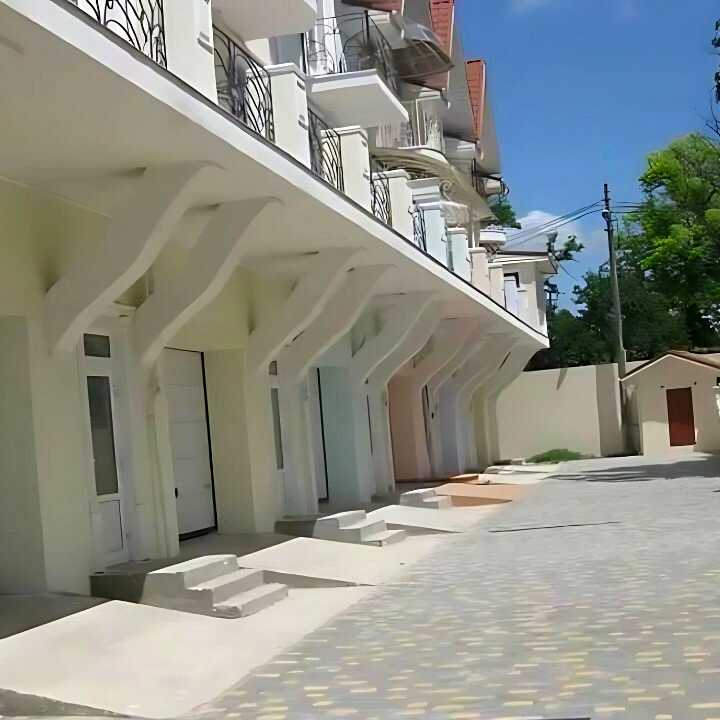 1828928083114284