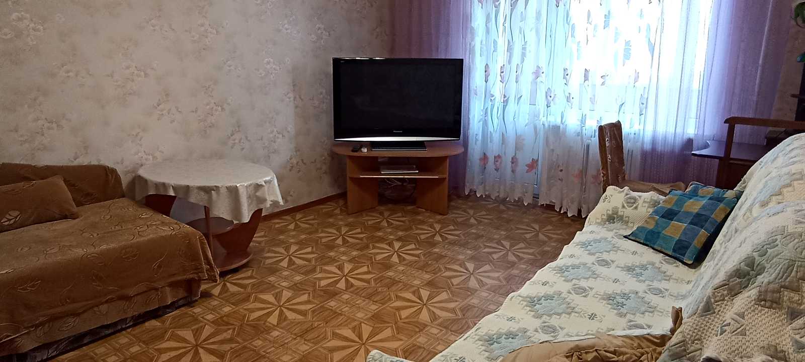 1765544042756228