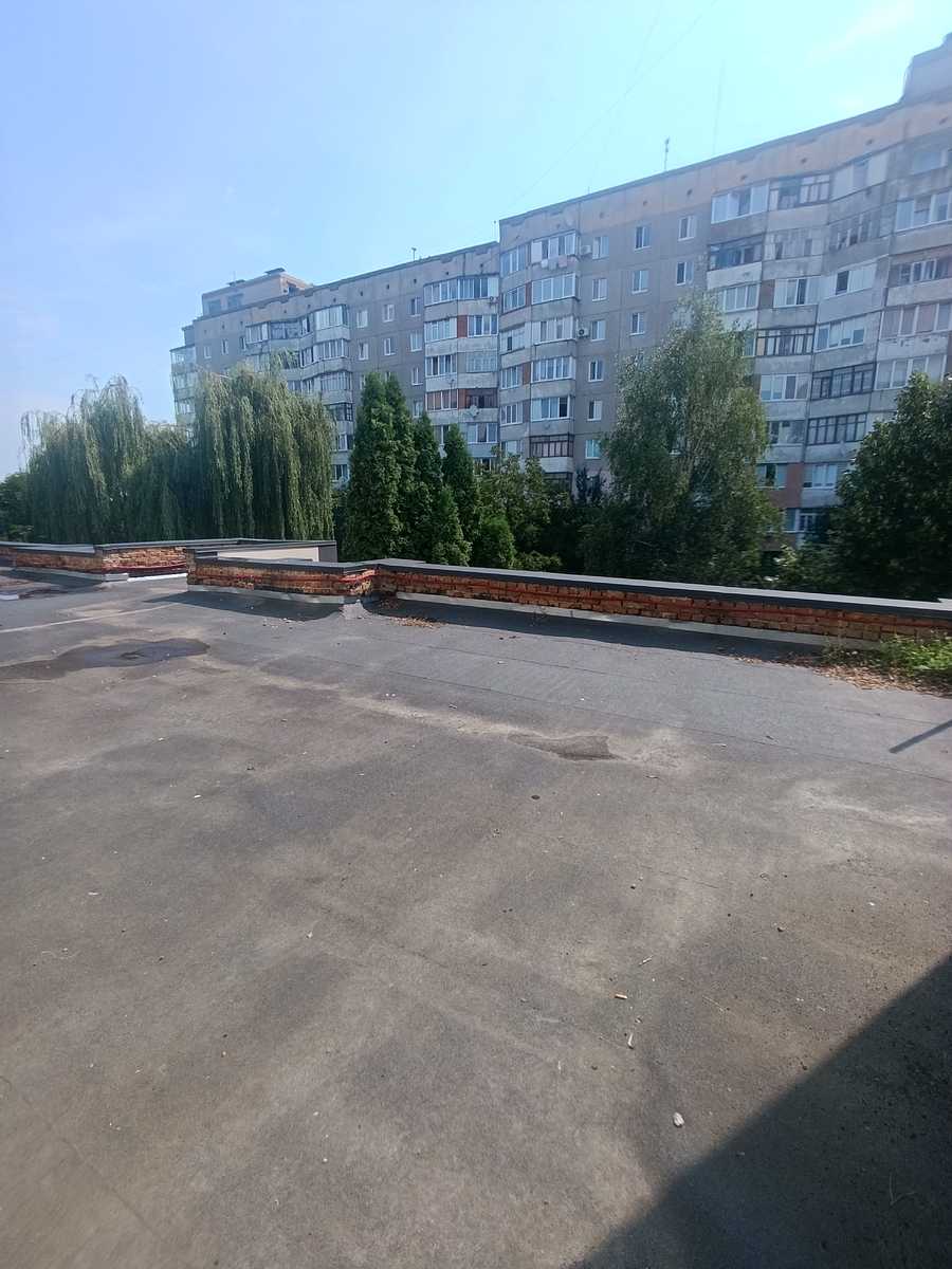 1805350457861727
