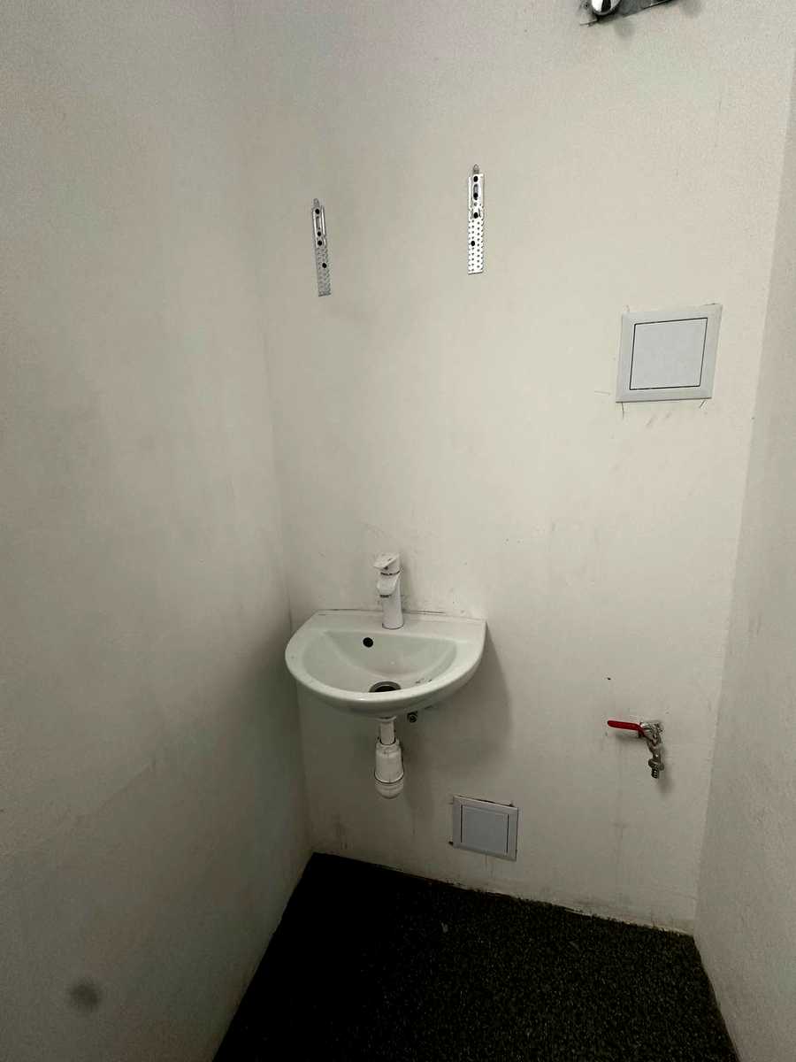 1789697449303602
