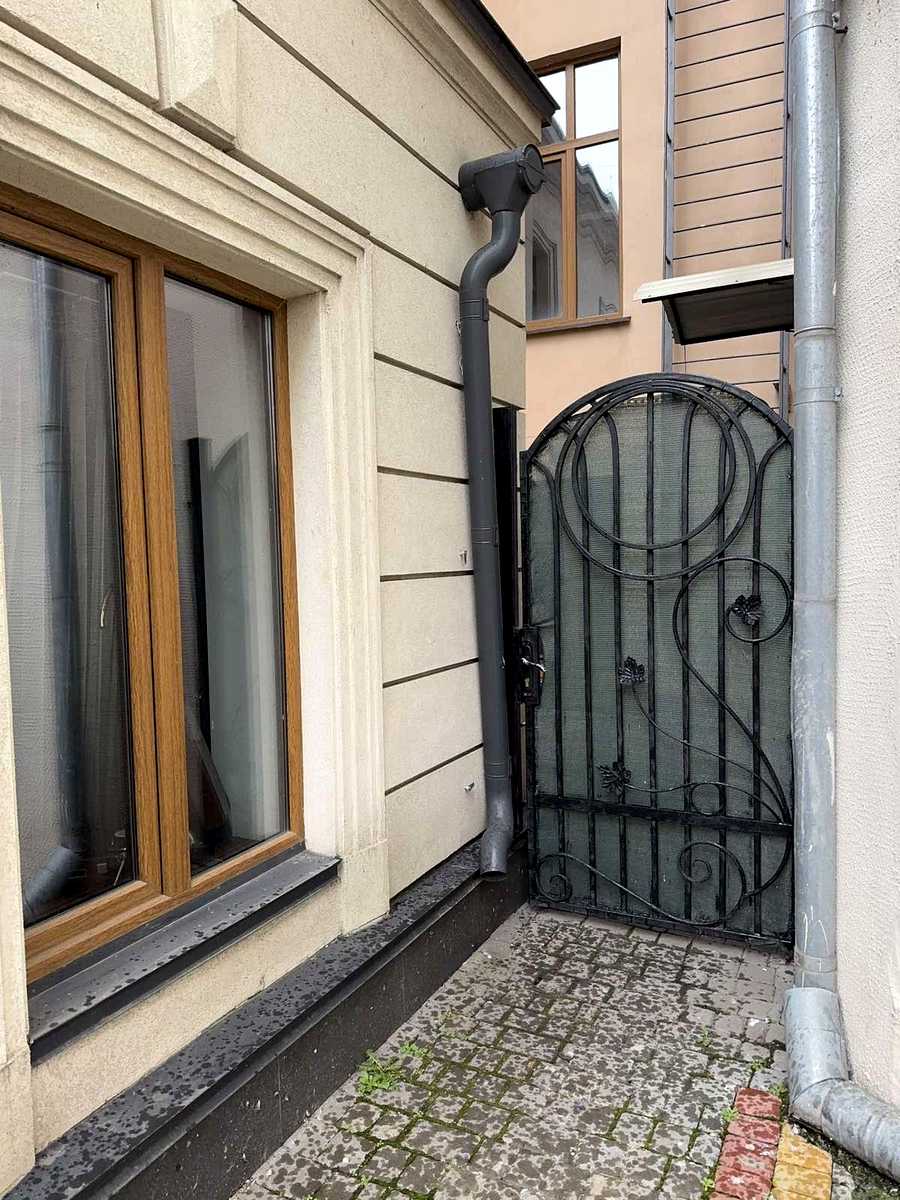 1829486614207287