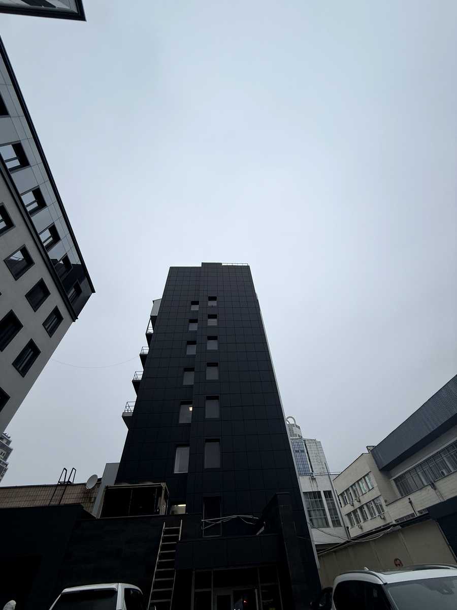 1849045321006004