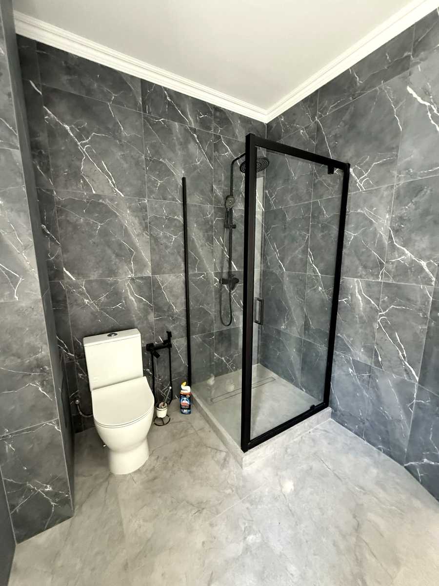 1832627747460922