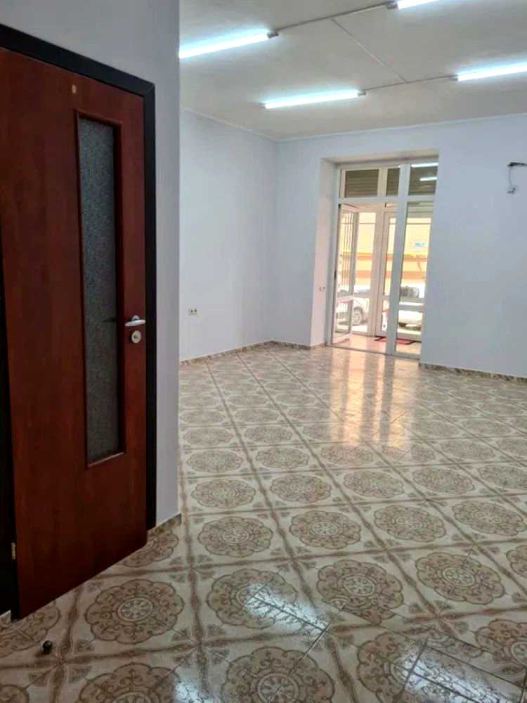 1850004928395851