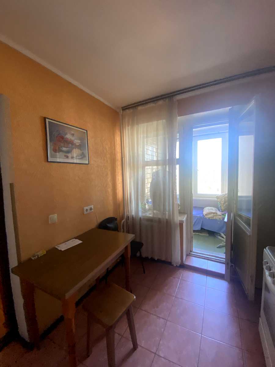 1806082915993056
