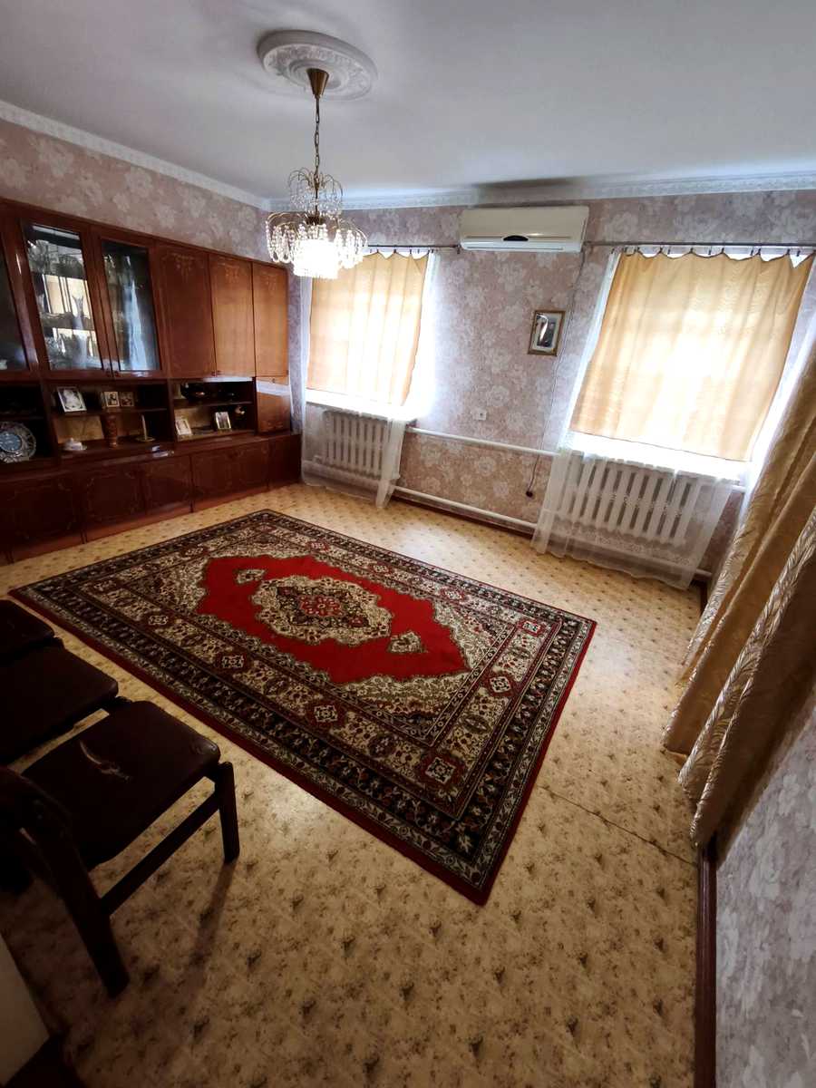 1846237818593645