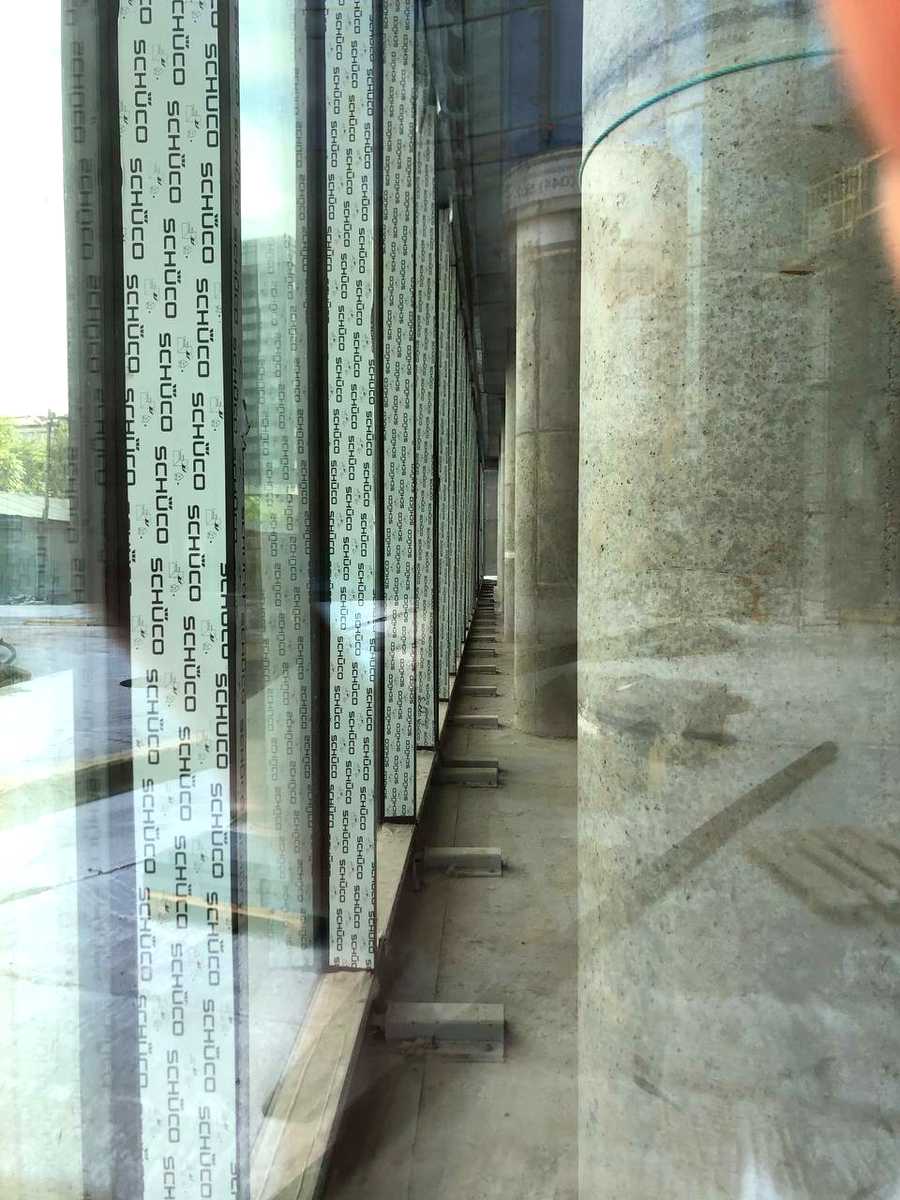1838076336407427