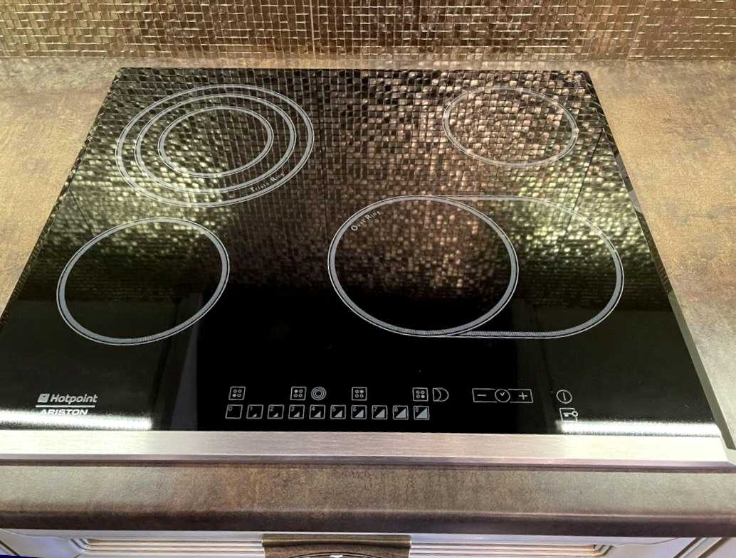 1839083726015667