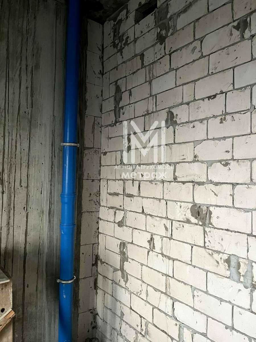 1791052376588175
