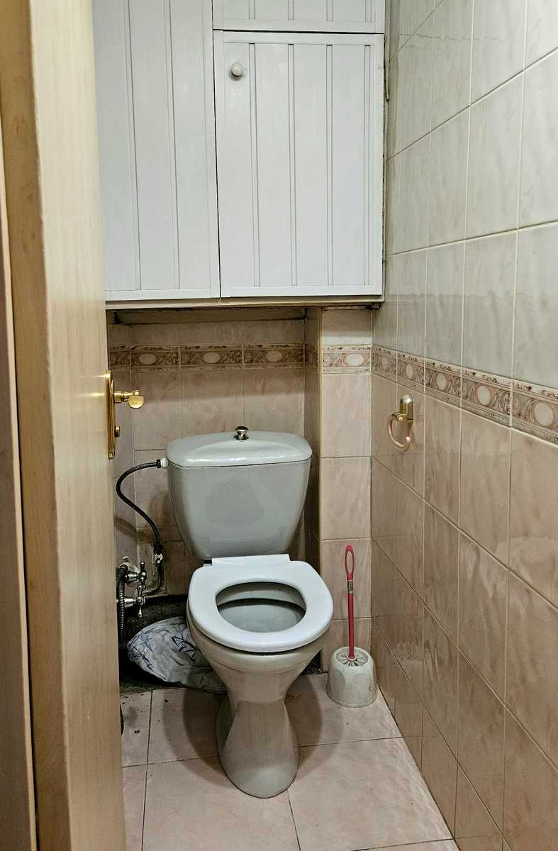 1834334609564322