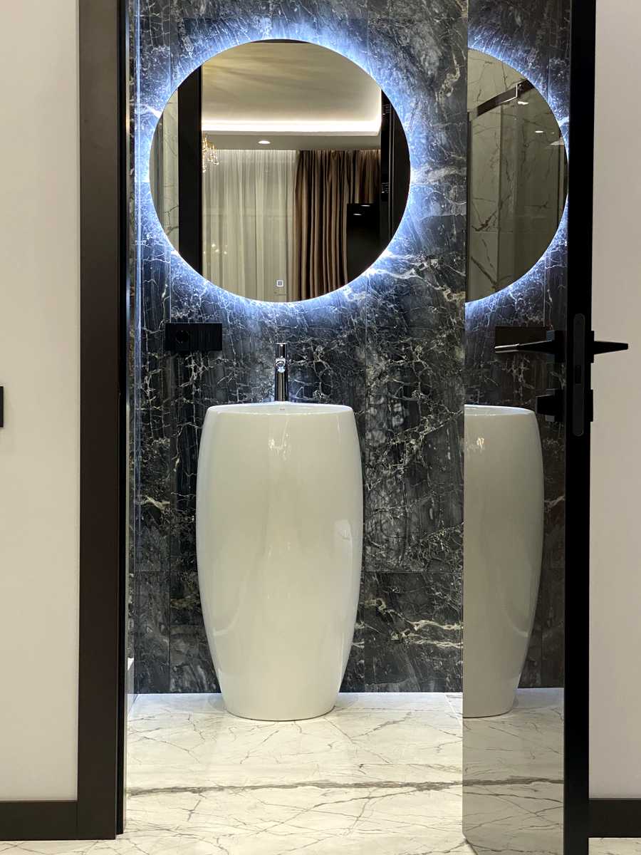 1724283051595291