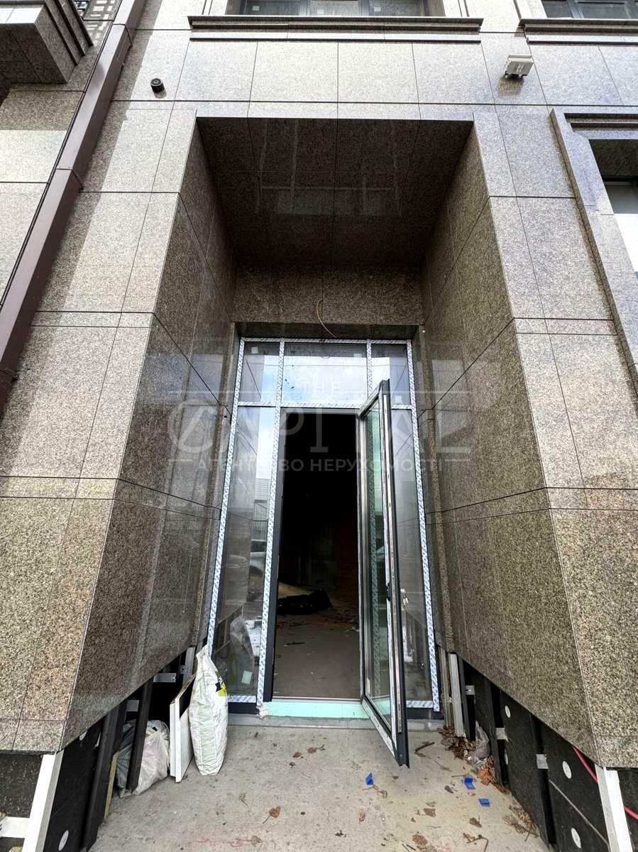 1834450793068000