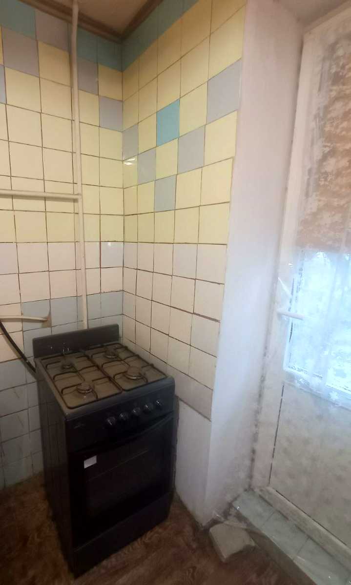 1821539415072575