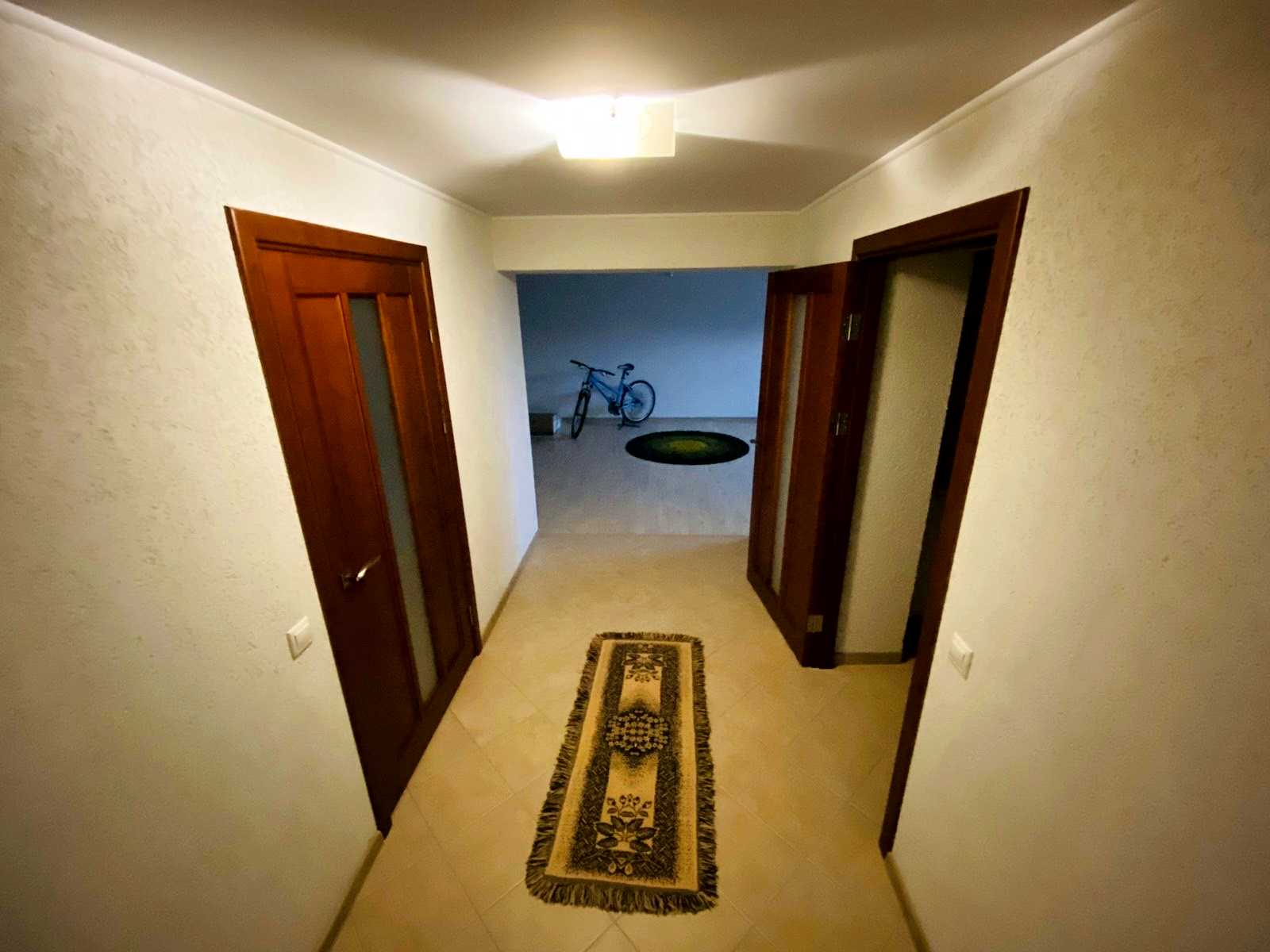 1700355854050470