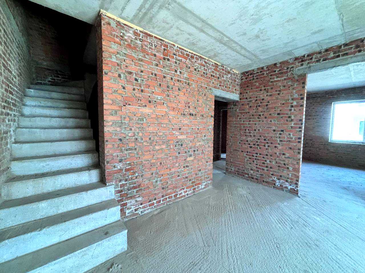 1849409198633505