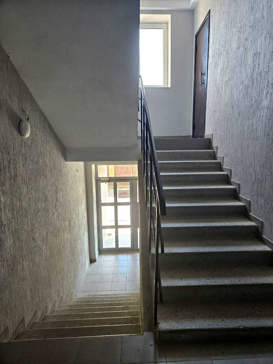 1811155881675423