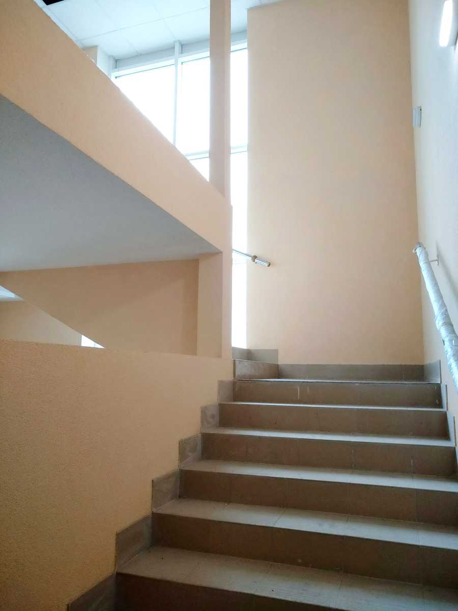 1724502098580993