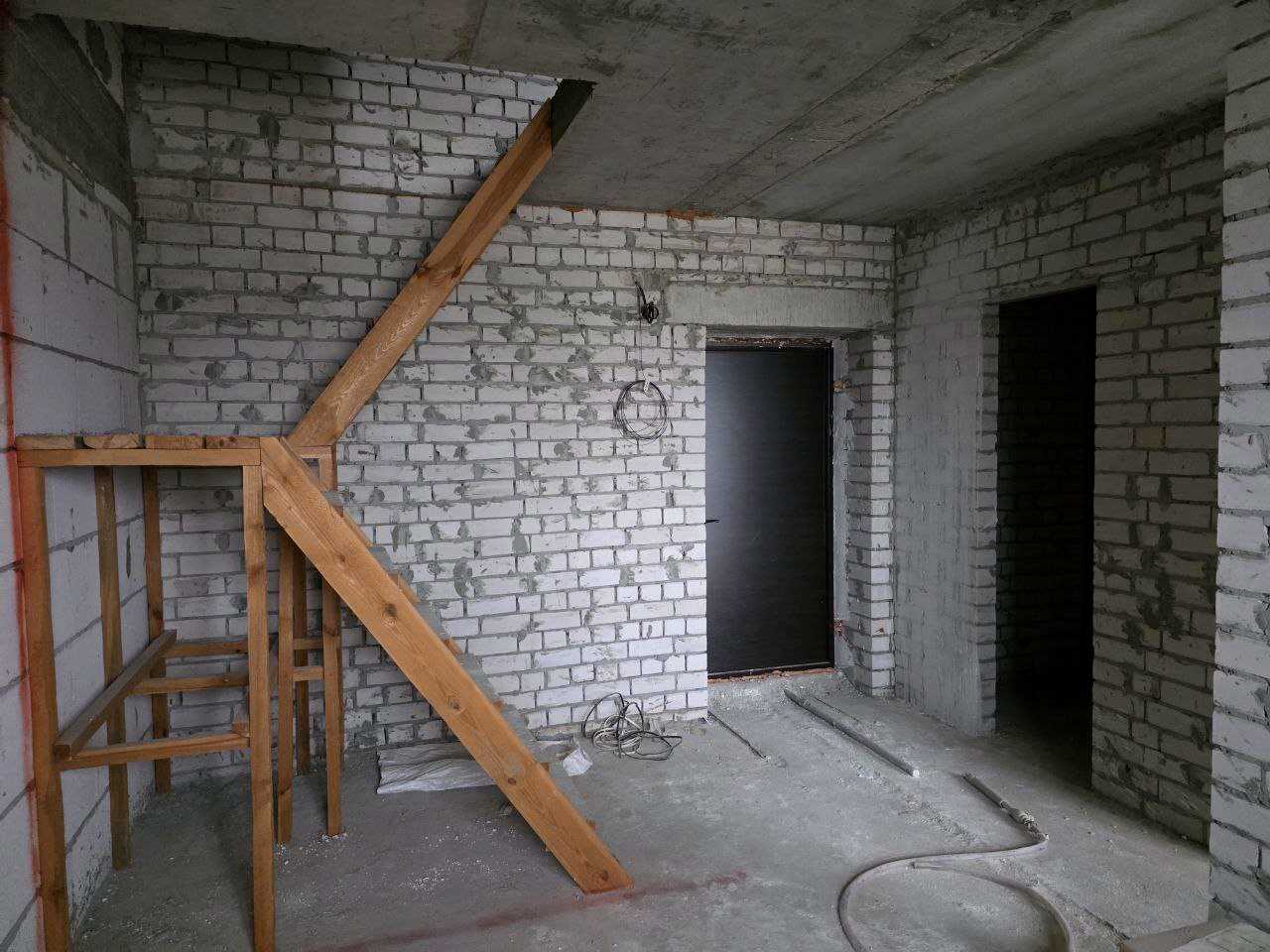 1846404623023430