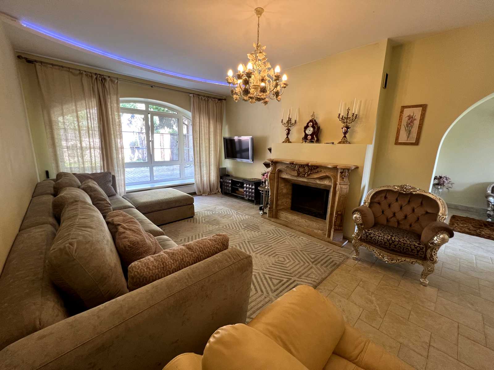 1802035839886783