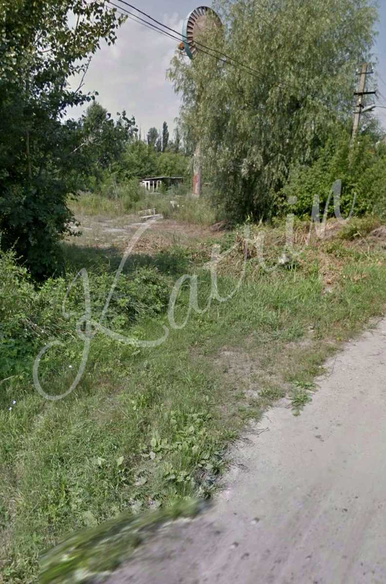 1833984286940350