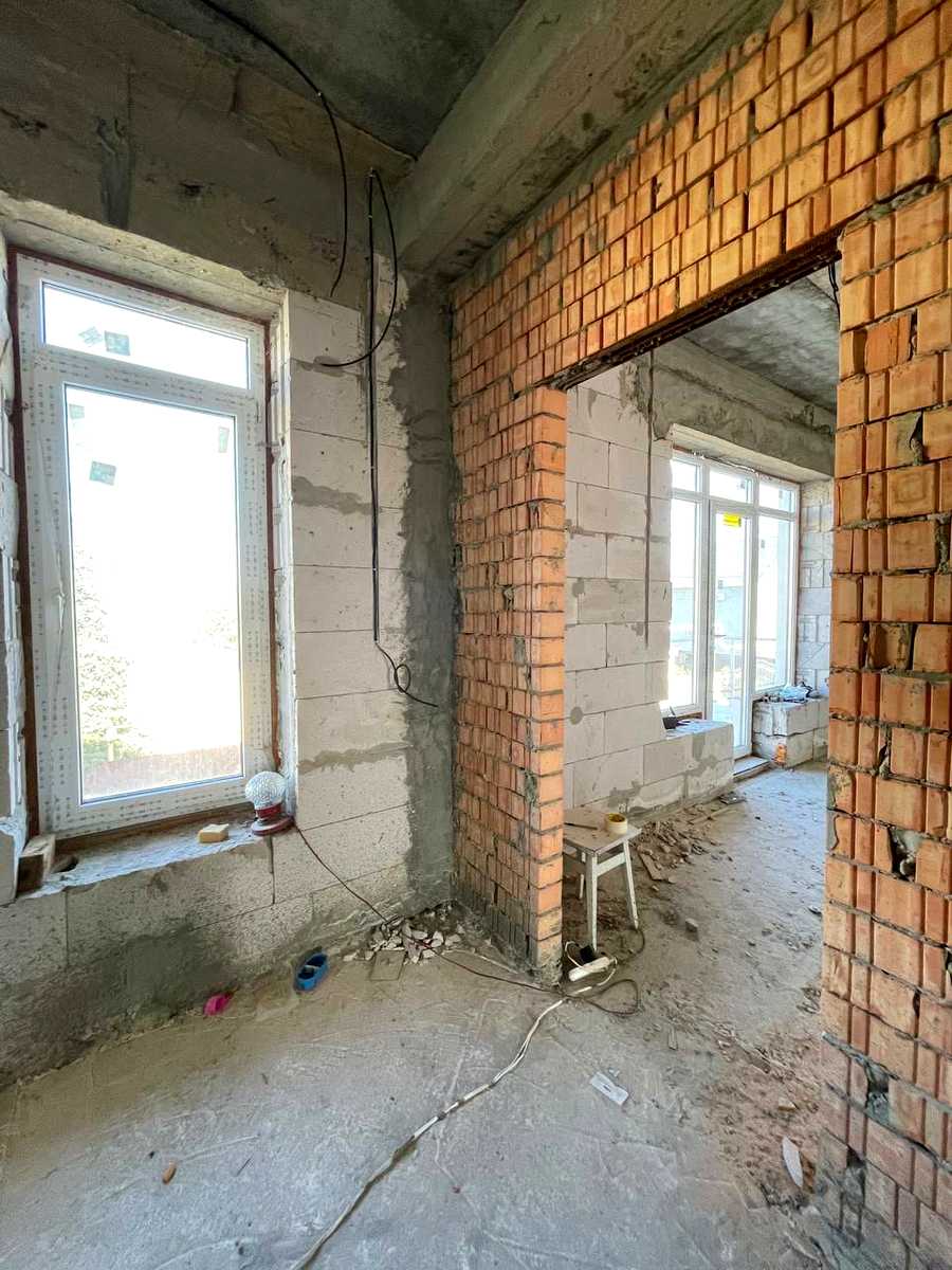 1835357031225207