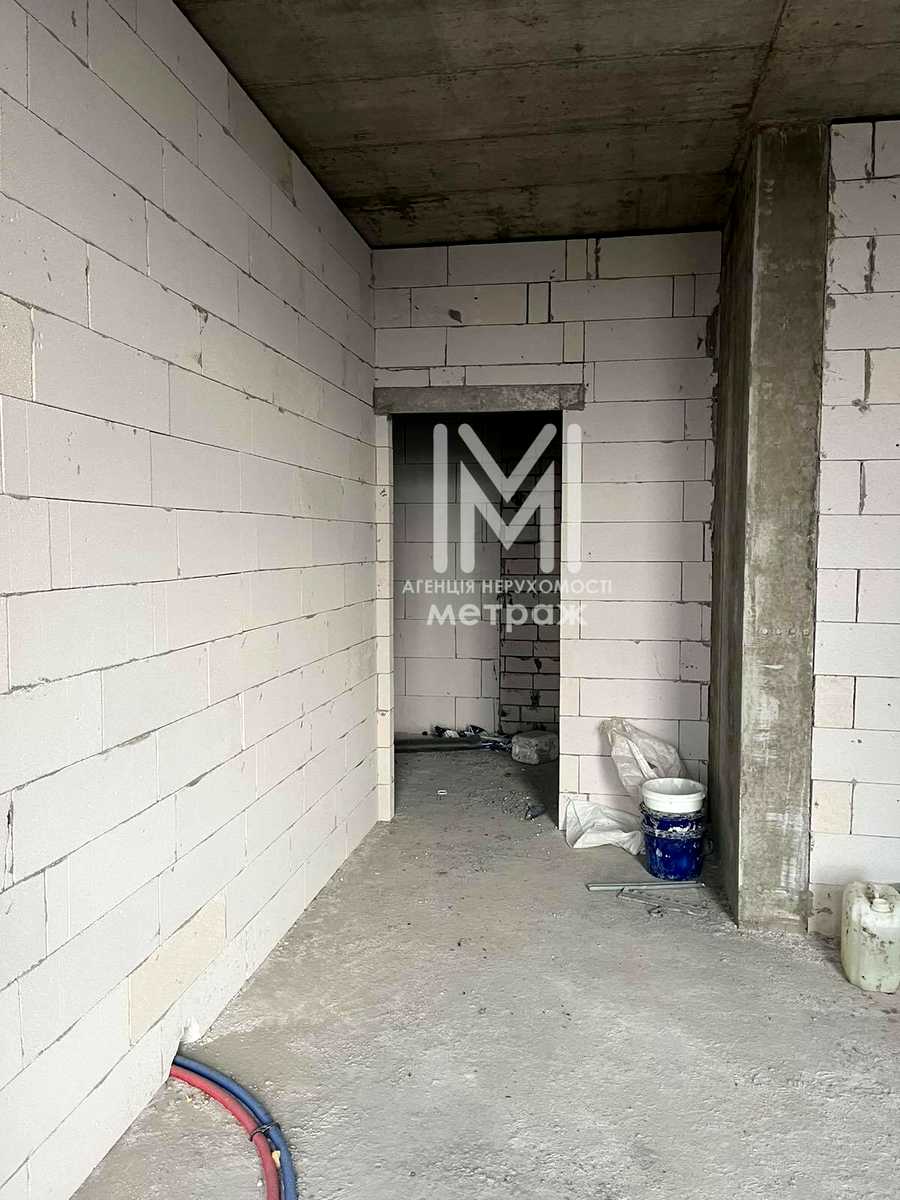 1791052375199928