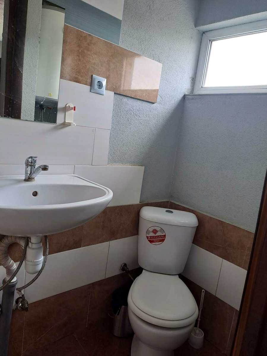 1836338009643174