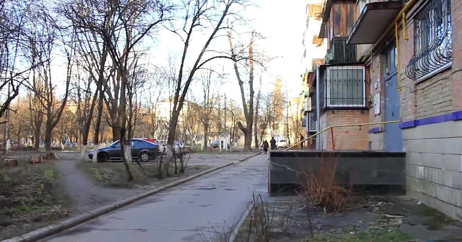 1823965248940372