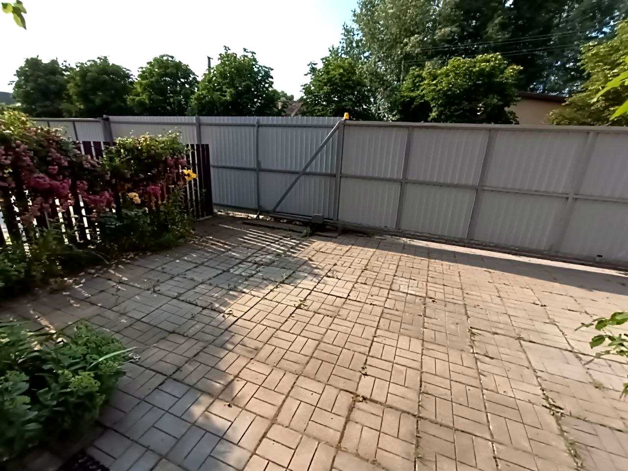 1839780144915954