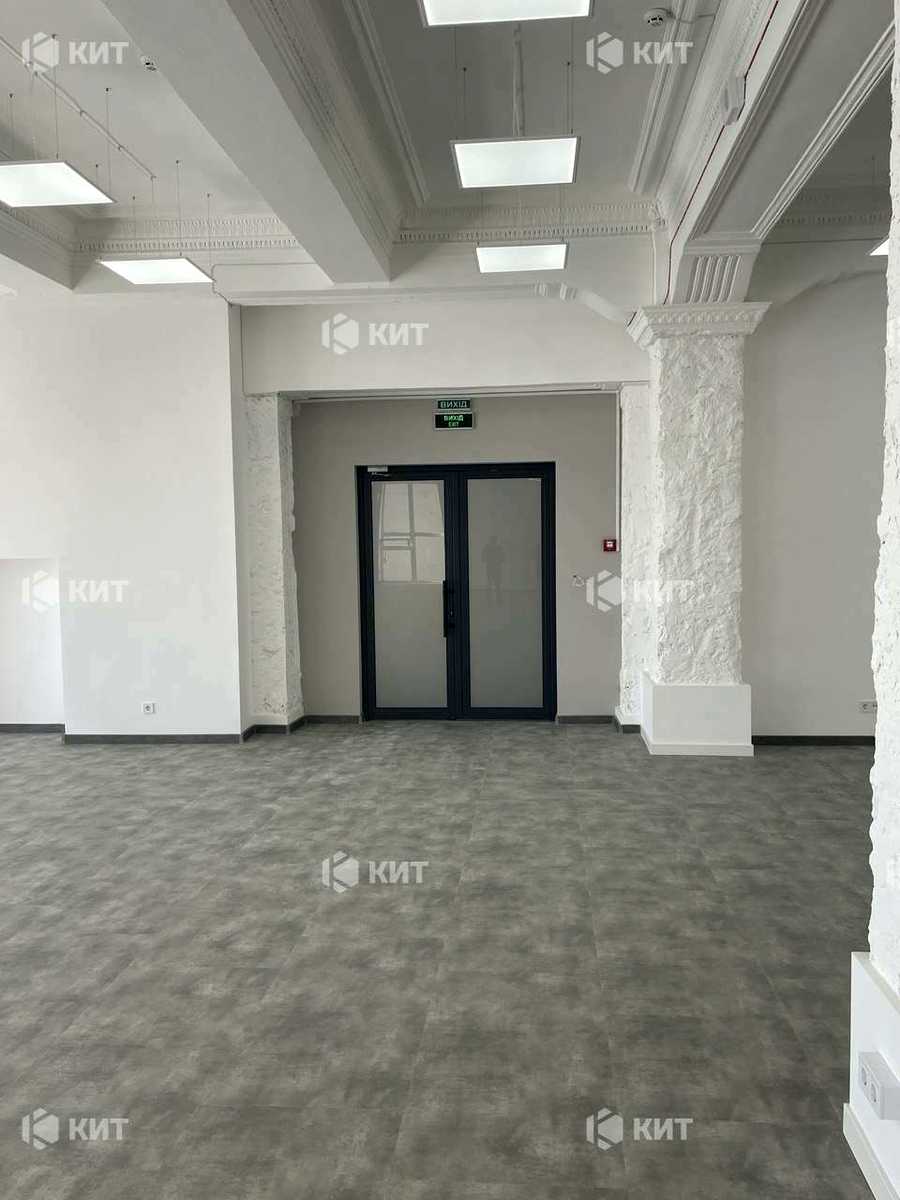 1826477513384842