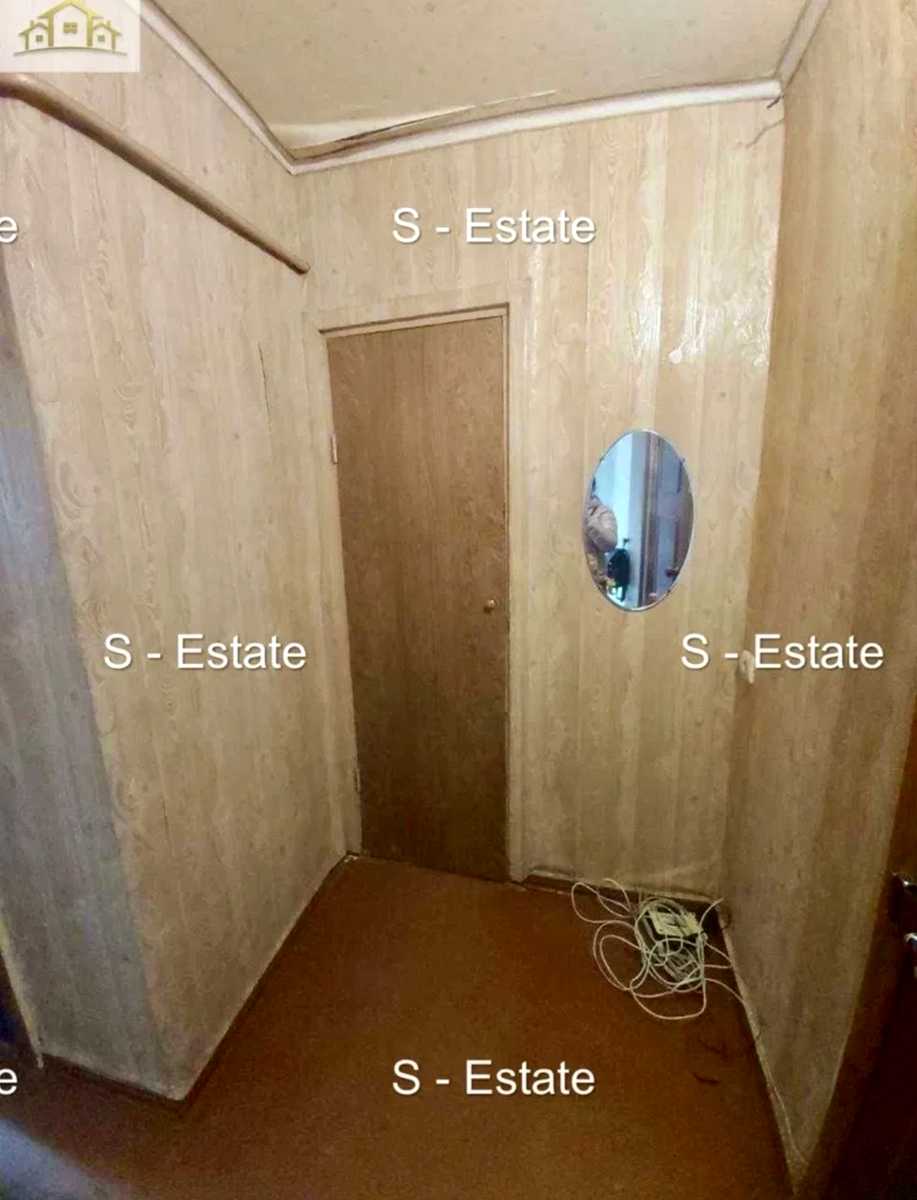 1831834030032787