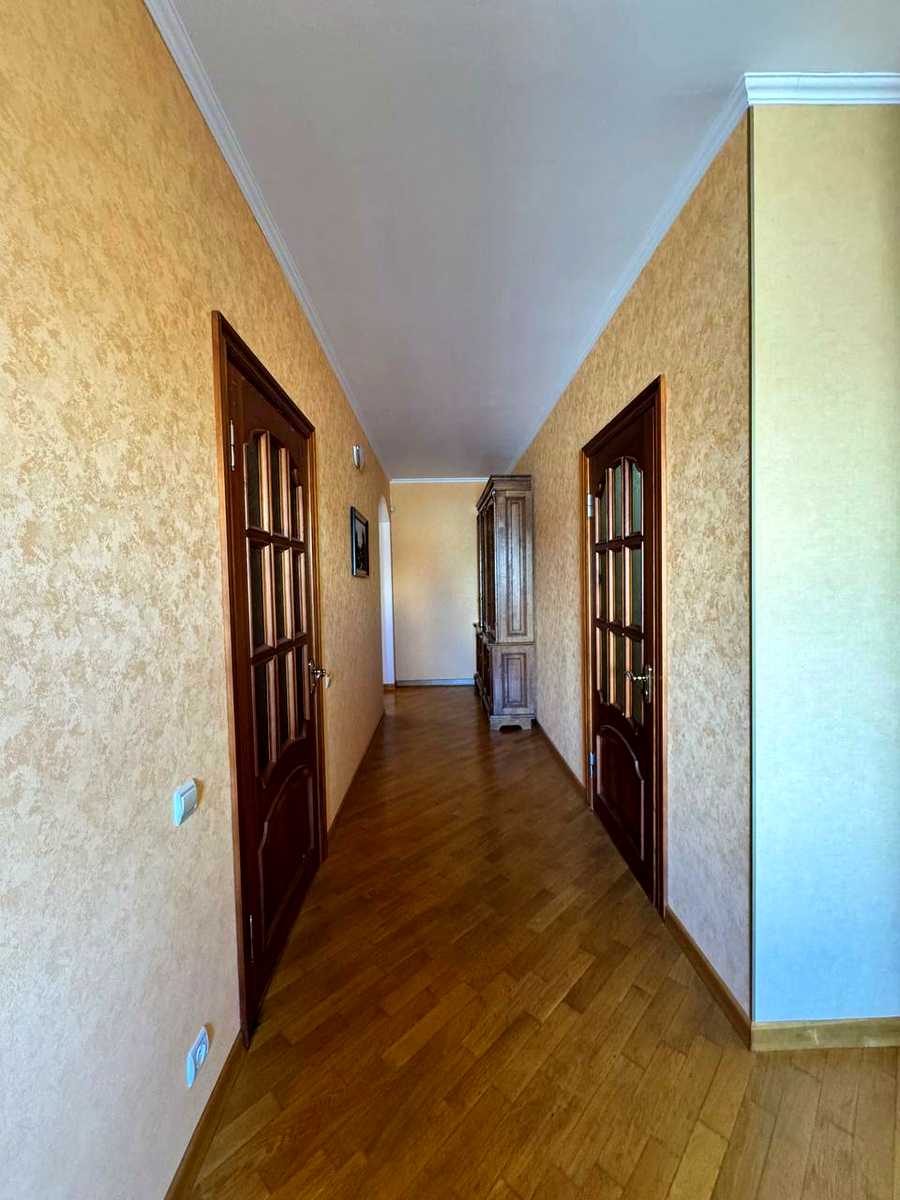1824951675275416