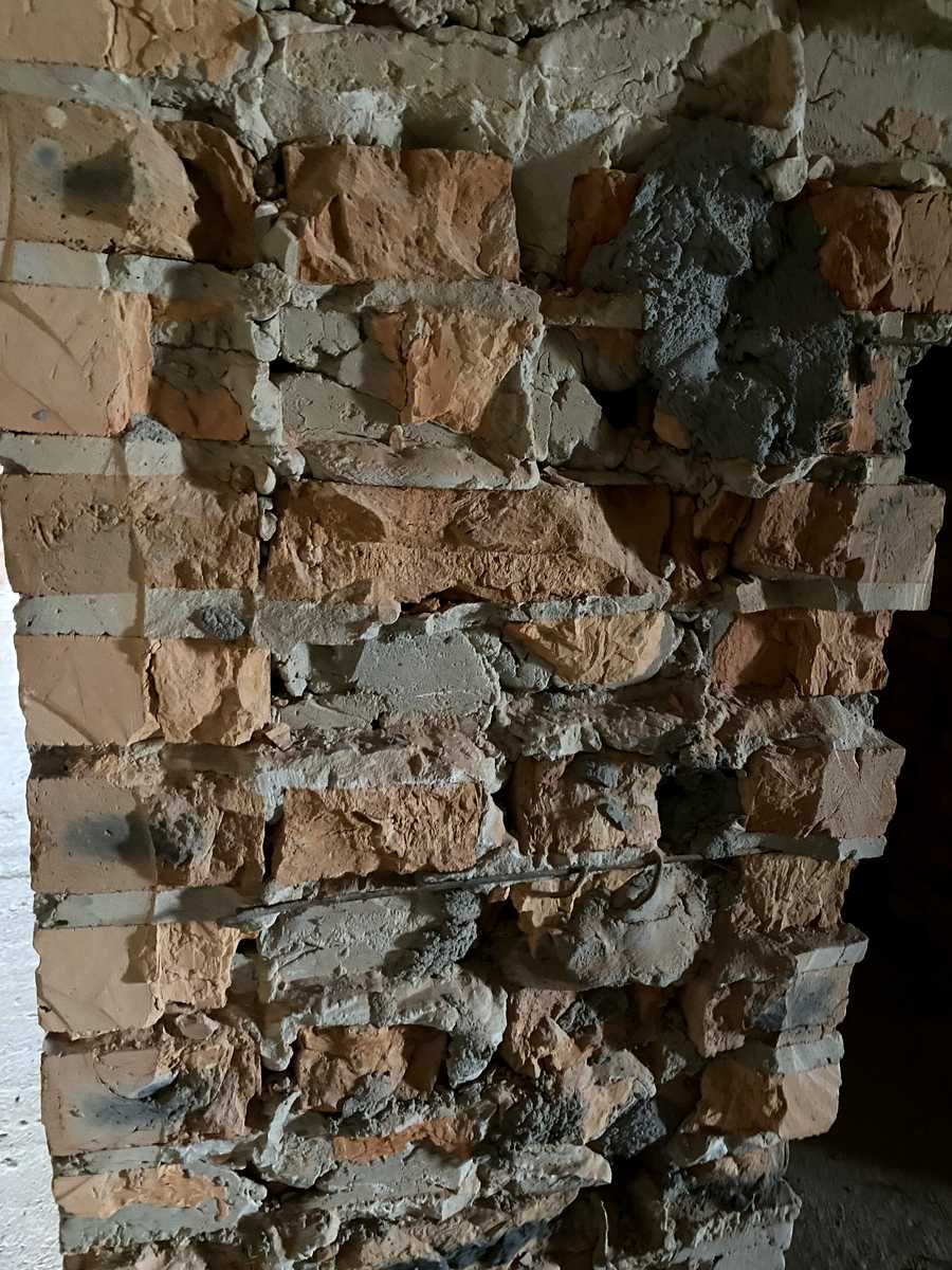 1764356747743781